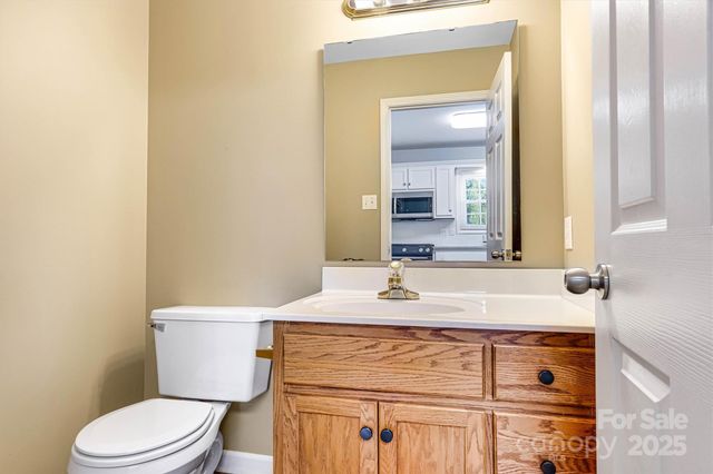 3485 Overbrook Drive, Conover, NC 28613