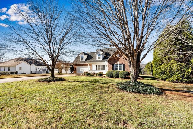 3485 Overbrook Drive, Conover, NC 28613