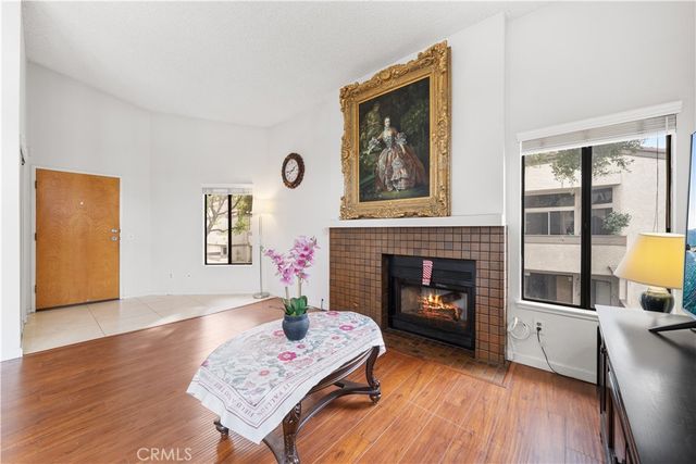 18 town and country Road, Pomona, CA 91766