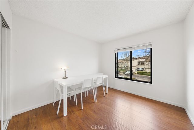 18 town and country Road, Pomona, CA 91766