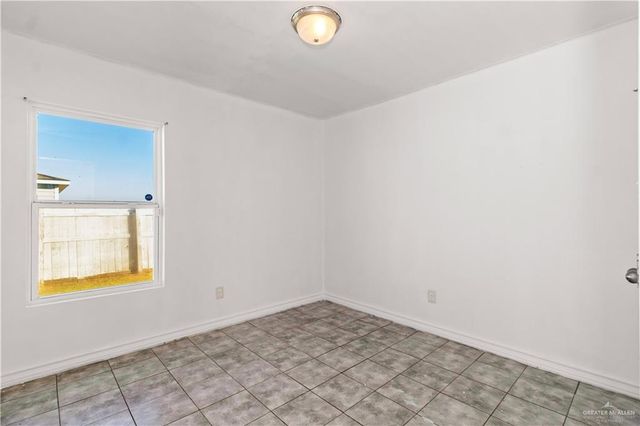 1709 Buen Camino Street, Weslaco, TX 78596