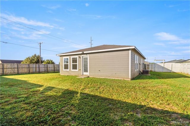 1709 Buen Camino Street, Weslaco, TX 78596