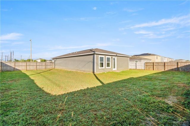 1709 Buen Camino Street, Weslaco, TX 78596