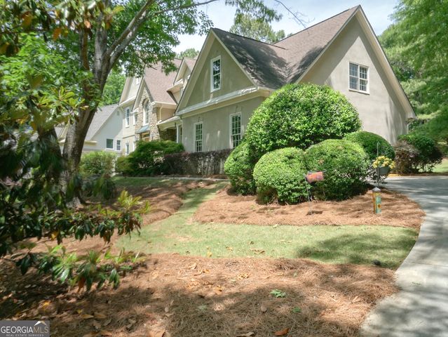 216 Montrose Drive, Mcdonough, GA 30253