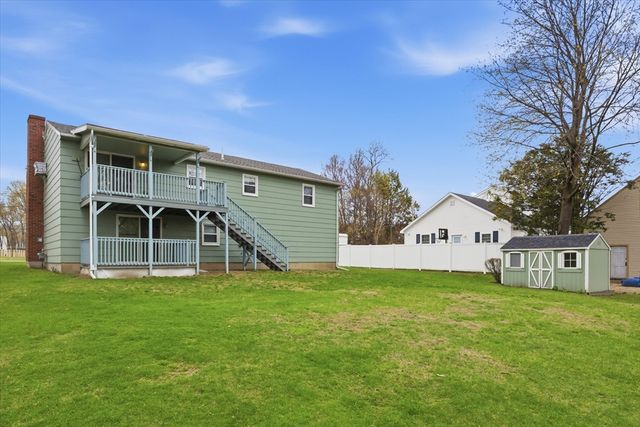 21 Newhill Rd, Methuen, MA 01844