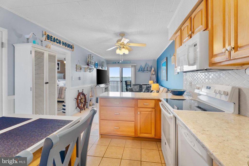 Image 12 of property listing at 745 MOORING RD #202, Ocean City, MD 21842