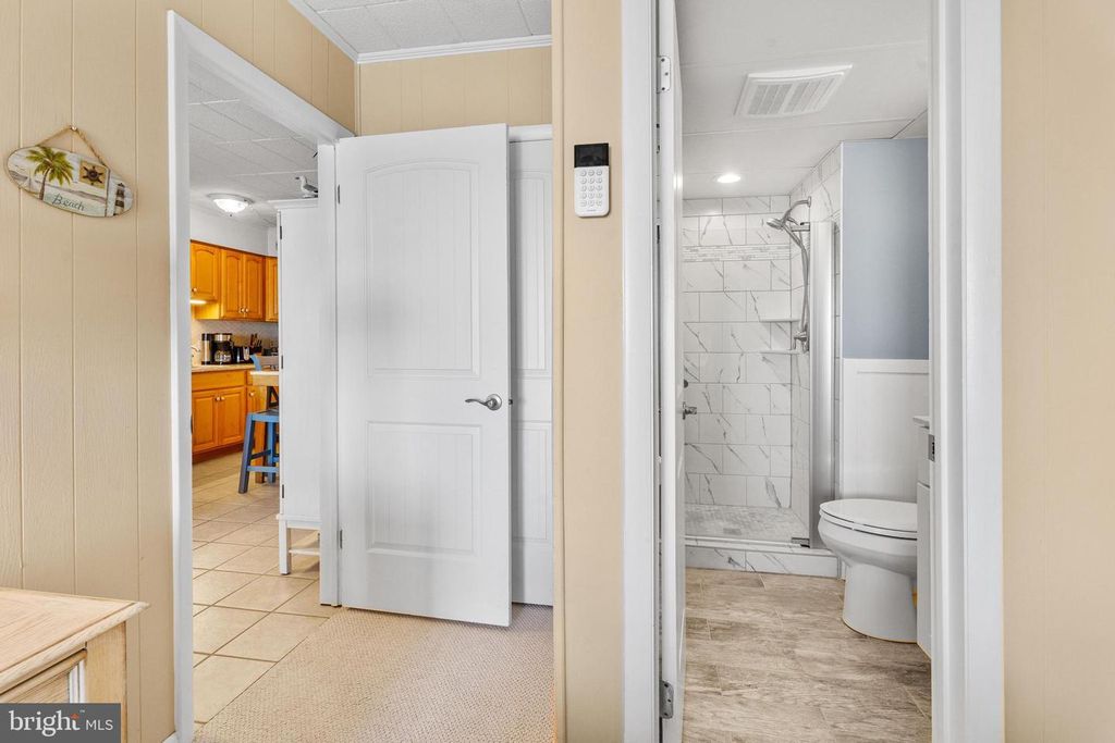 Image 23 of property listing at 745 MOORING RD #202, Ocean City, MD 21842