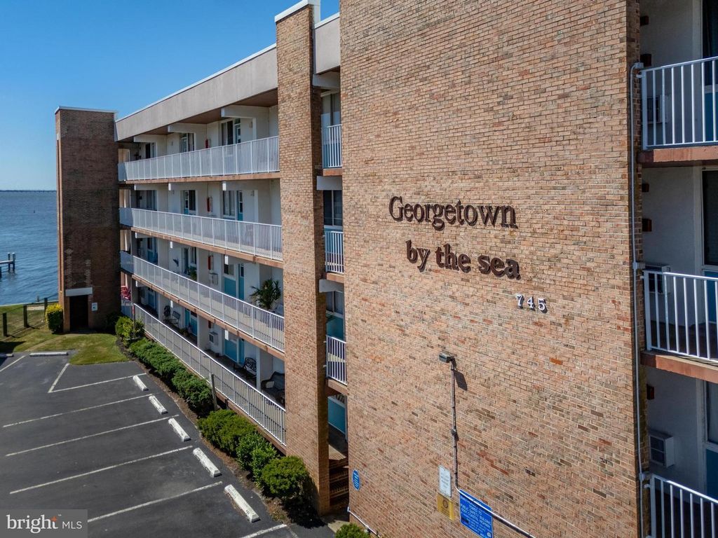 Image 31 of property listing at 745 MOORING RD #202, Ocean City, MD 21842