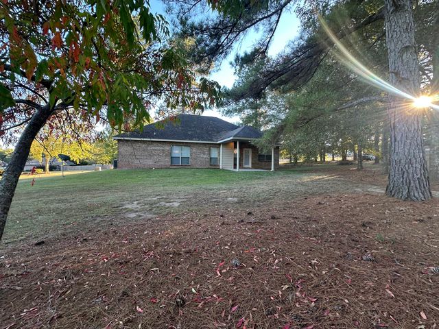 5 E Lariat, Hattiesburg, MS 39402