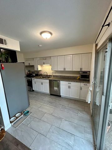 620 S 1st ST 106, Austin, TX 78704