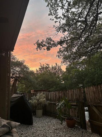 620 S 1st ST 106, Austin, TX 78704