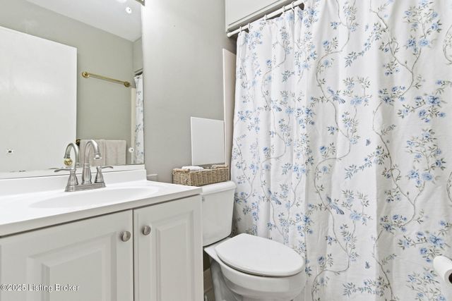 4302 Kinloch Rd, Louisville, KY 40207