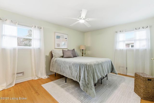 4302 Kinloch Rd, Louisville, KY 40207