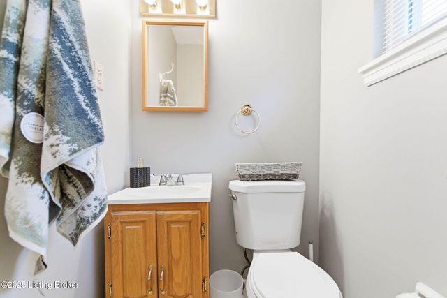 4302 Kinloch Rd, Louisville, KY 40207