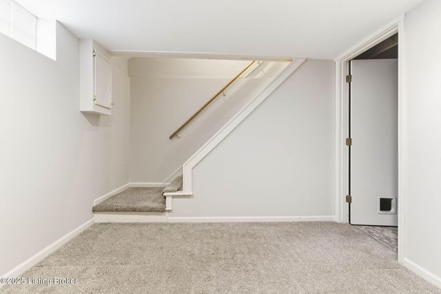 4302 Kinloch Rd, Louisville, KY 40207