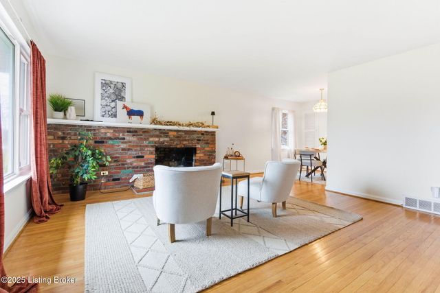 4302 Kinloch Rd, Louisville, KY 40207