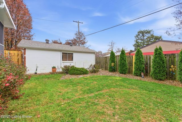 4302 Kinloch Rd, Louisville, KY 40207