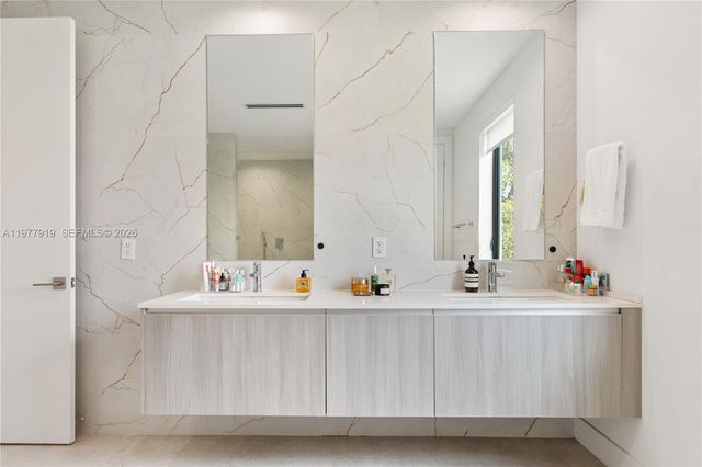 2225 SW 18th Ave, Miami, FL 33145