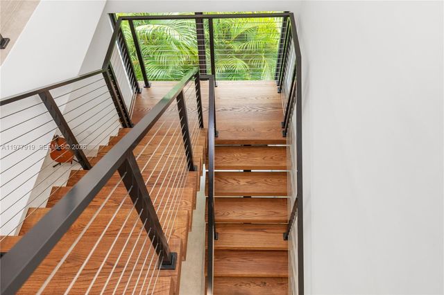 2225 SW 18th Ave, Miami, FL 33145