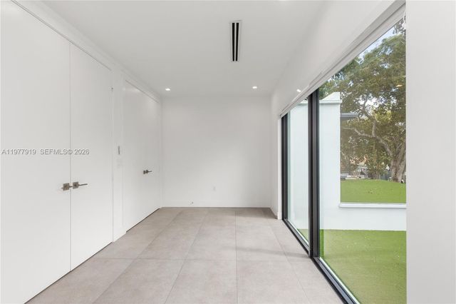 2225 SW 18th Ave, Miami, FL 33145