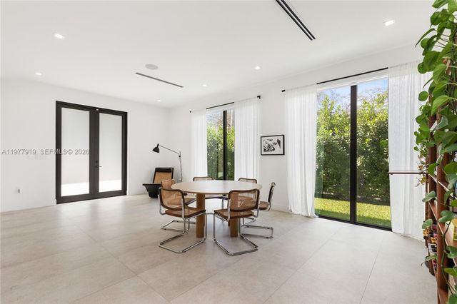 2225 SW 18th Ave, Miami, FL 33145