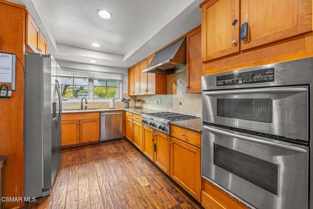 1889 Brian Court, Thousand Oaks, CA 91362