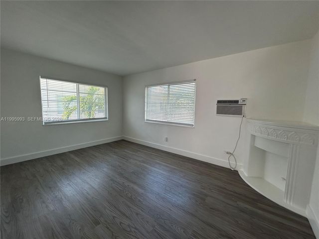 1024 Pennsylvania Ave 4, Miami Beach, FL 33139