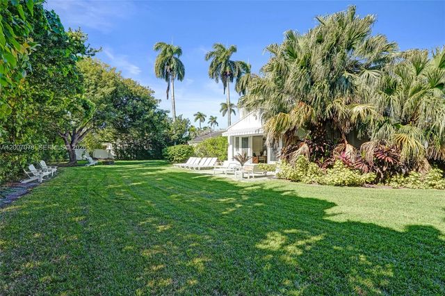 940 Hollywood Boulevard, Hollywood, FL 33019