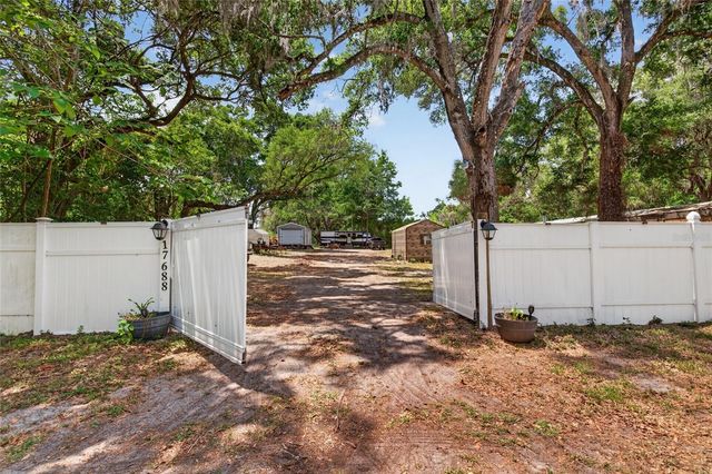 17684 NE 24TH AVENUE, Citra, FL 32113