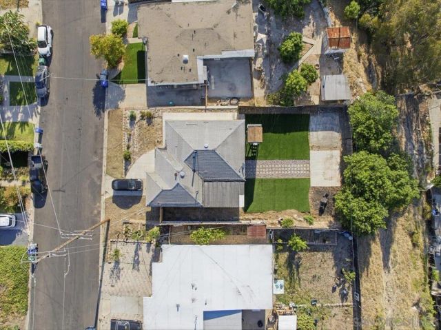 5934 Dwight, San Diego, CA 92105