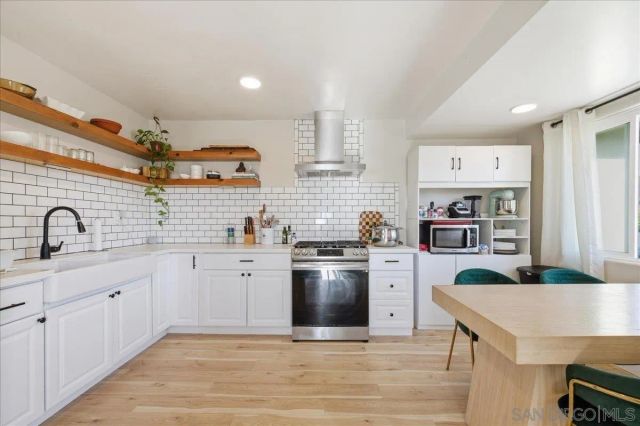 5934 Dwight, San Diego, CA 92105