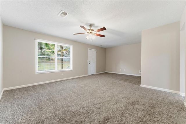 203 Chesapeake Lane, Woodstock, GA 30189