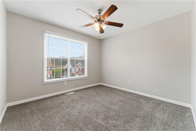 203 Chesapeake Lane, Woodstock, GA 30189