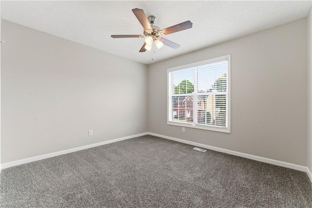 203 Chesapeake Lane, Woodstock, GA 30189