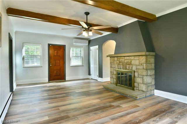892 Yankee Run Road, Masury, OH 44438