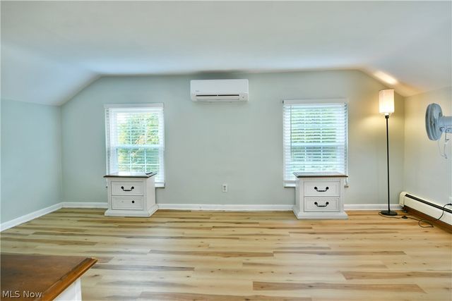 892 Yankee Run Road, Masury, OH 44438