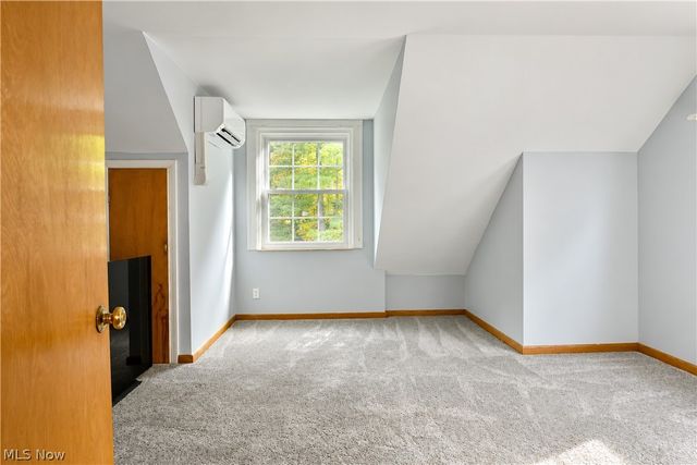 892 Yankee Run Road, Masury, OH 44438