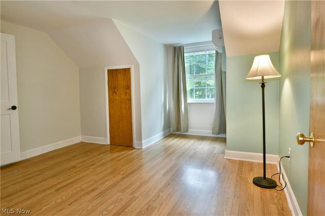 892 Yankee Run Road, Masury, OH 44438
