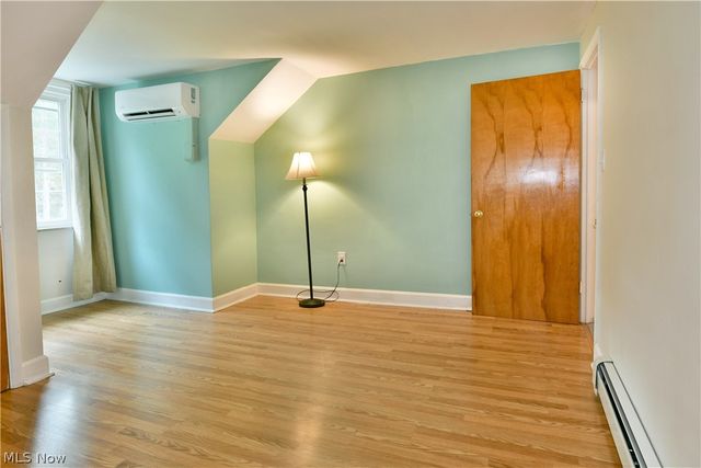 892 Yankee Run Road, Masury, OH 44438