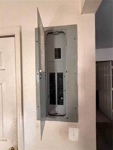 1724 E MULBERRY DRIVE, Tampa, FL 33604