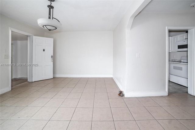 2501 NW 22nd Ave, Miami, FL 33142