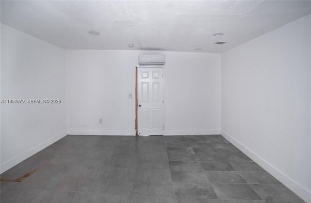 2501 NW 22nd Ave, Miami, FL 33142