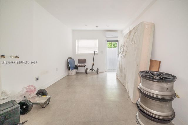 2501 NW 22nd Ave, Miami, FL 33142