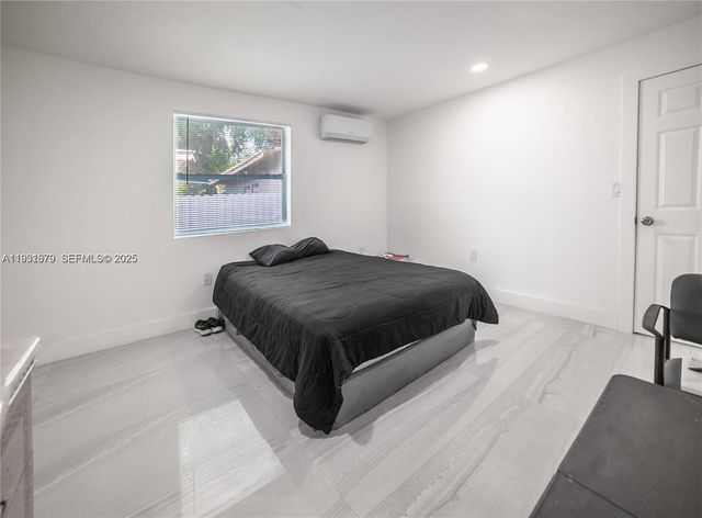 2501 NW 22nd Ave, Miami, FL 33142