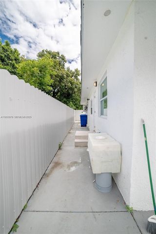 2501 NW 22nd Ave, Miami, FL 33142