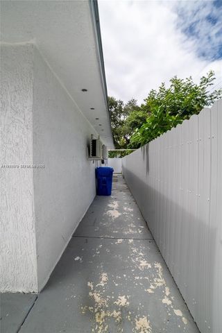 2501 NW 22nd Ave, Miami, FL 33142