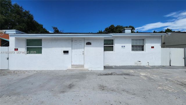 2501 NW 22nd Ave, Miami, FL 33142