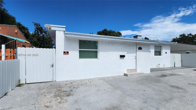 2501 NW 22nd Ave, Miami, FL 33142