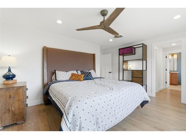 7050 S Newland Ct, Littleton, CO 80128