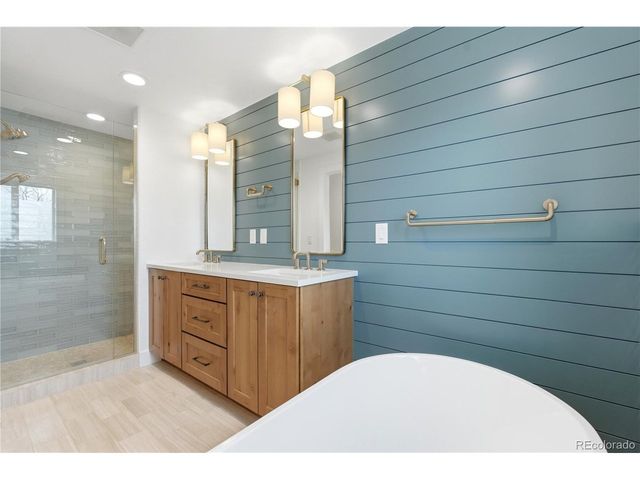 7050 S Newland Ct, Littleton, CO 80128